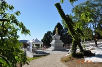 Stupa z granitu strzegomskiego